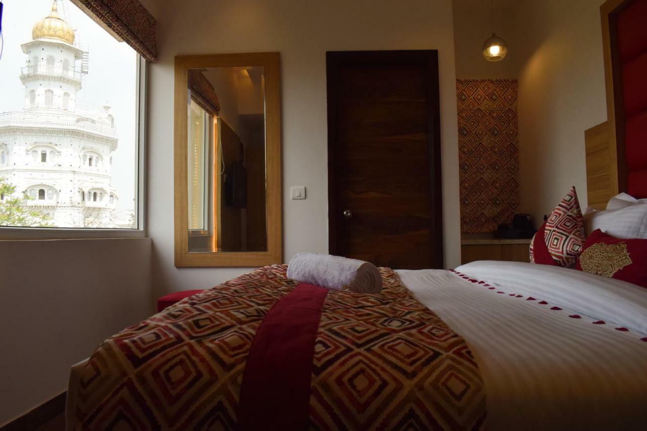 One Earth Gg Regency Hotel Amritszár Kültér fotó