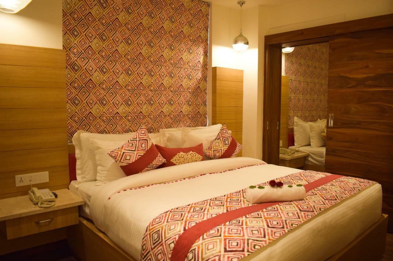 One Earth Gg Regency Hotel Amritszár Kültér fotó