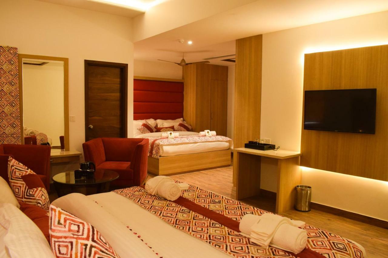One Earth Gg Regency Hotel Amritszár Kültér fotó